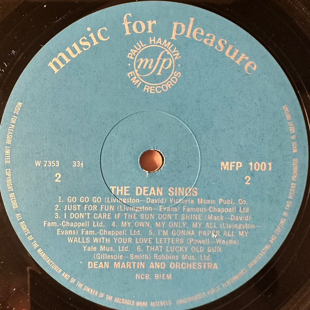 Dean Martin ‎– The Dean Sings (Англия)