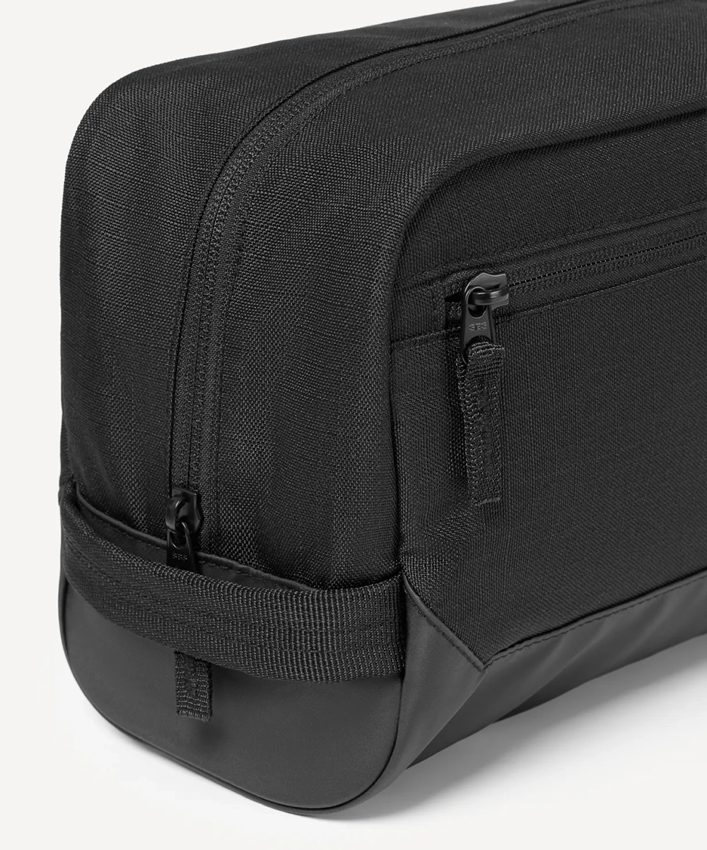 Косметичка JÖGEL DIVISION Travel Bag, черный