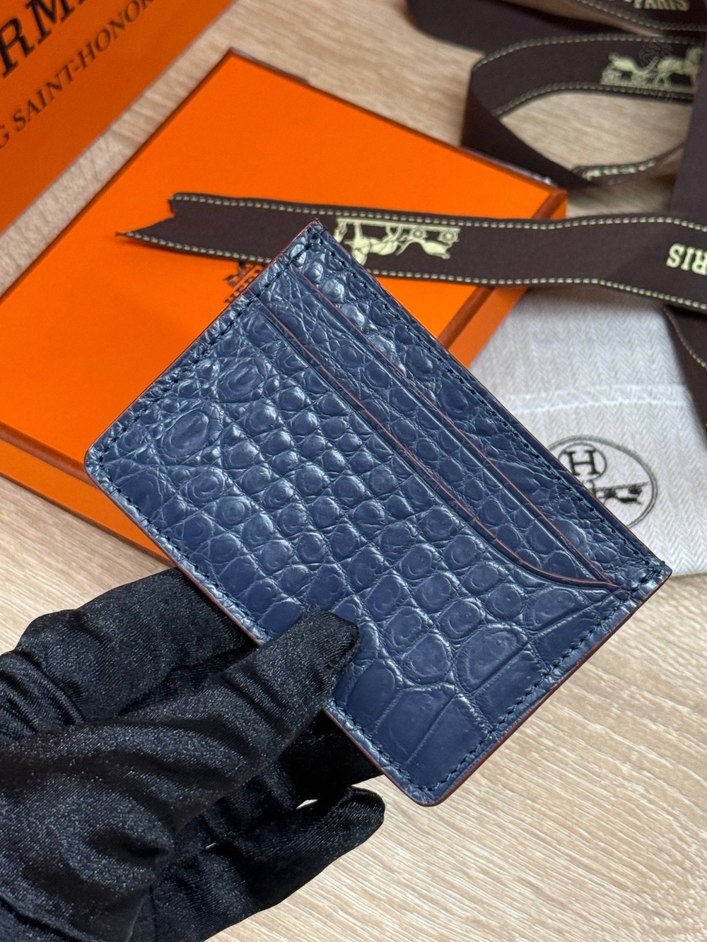 Картхолдер Hermes из кожи крокодила