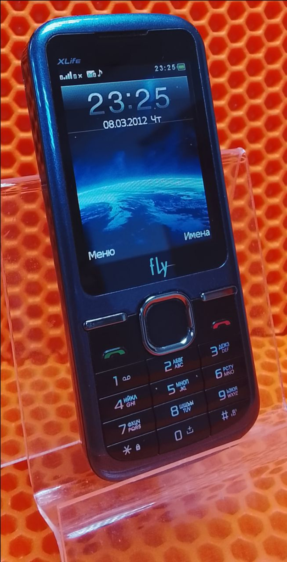 Мобильный телефон Fly DS123