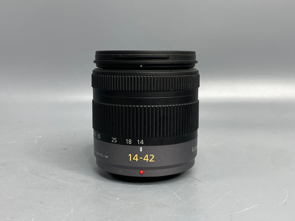 Panasonic Lumix DMC-G10 kit Lumix 14-42mm G Vario 3.5-5.6