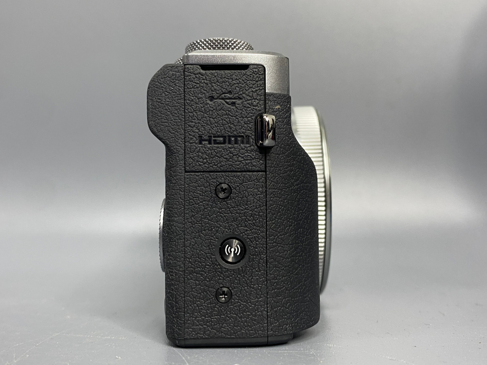 Canon G7X Mark III