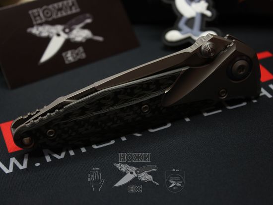 Складной нож Microtech Socom Bravo T/E 261-7CFTI c клинком из стали Böhler M390 Microclean®, рукоять титан / карбон
