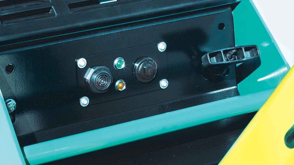 Виброплита дизельная Ammann APR 59/20 (Hatz 1B40 / 462 кг) руч/пуск, 600 мм