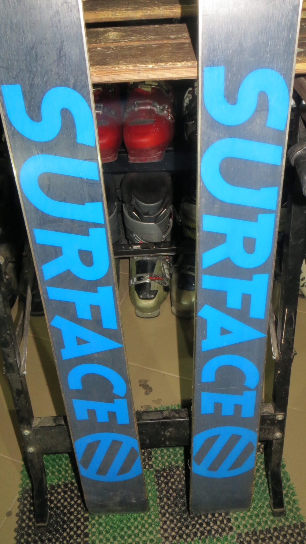 Горные лыжи Surface Nine Life Skis 2010 Размер 182