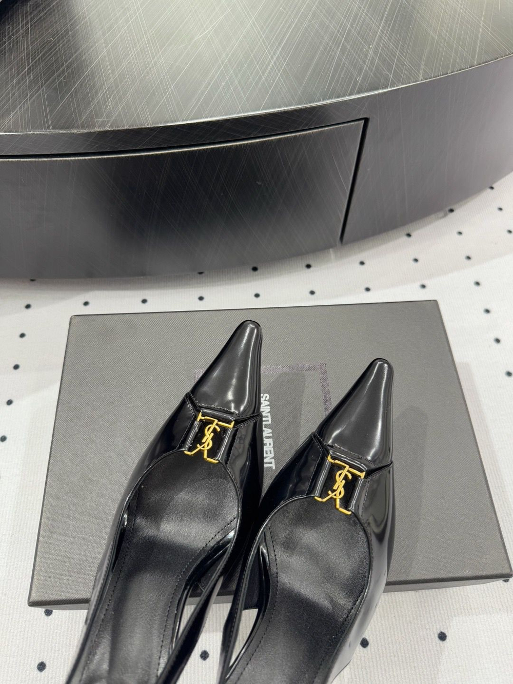 Туфли Yves Saint Laurent