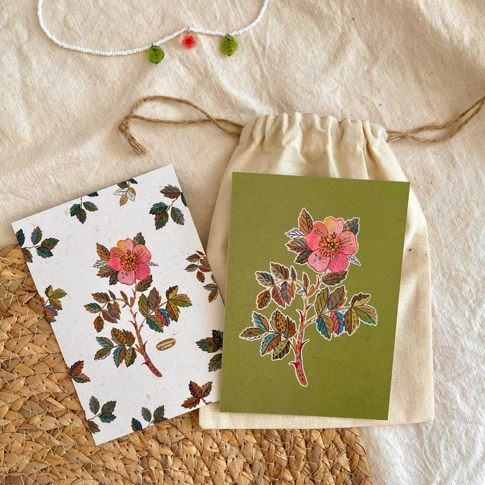 открытка "цветок шиповника" 🌸🌿