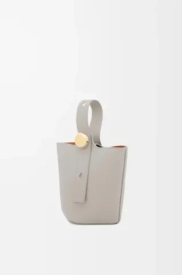 Loewe Мини-сумка-ведро Pebble из гладкой телячьей кожи, жемчужно-серый