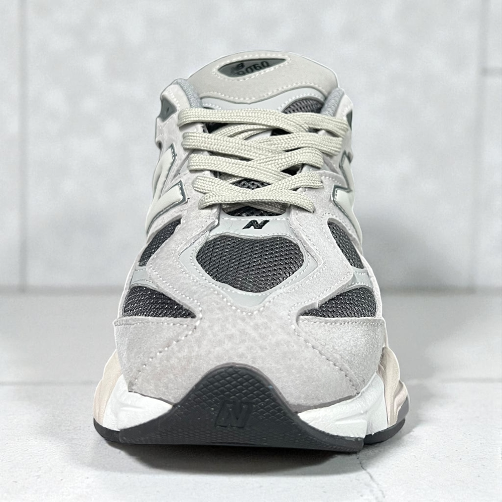 New Balance 9060 • Gray