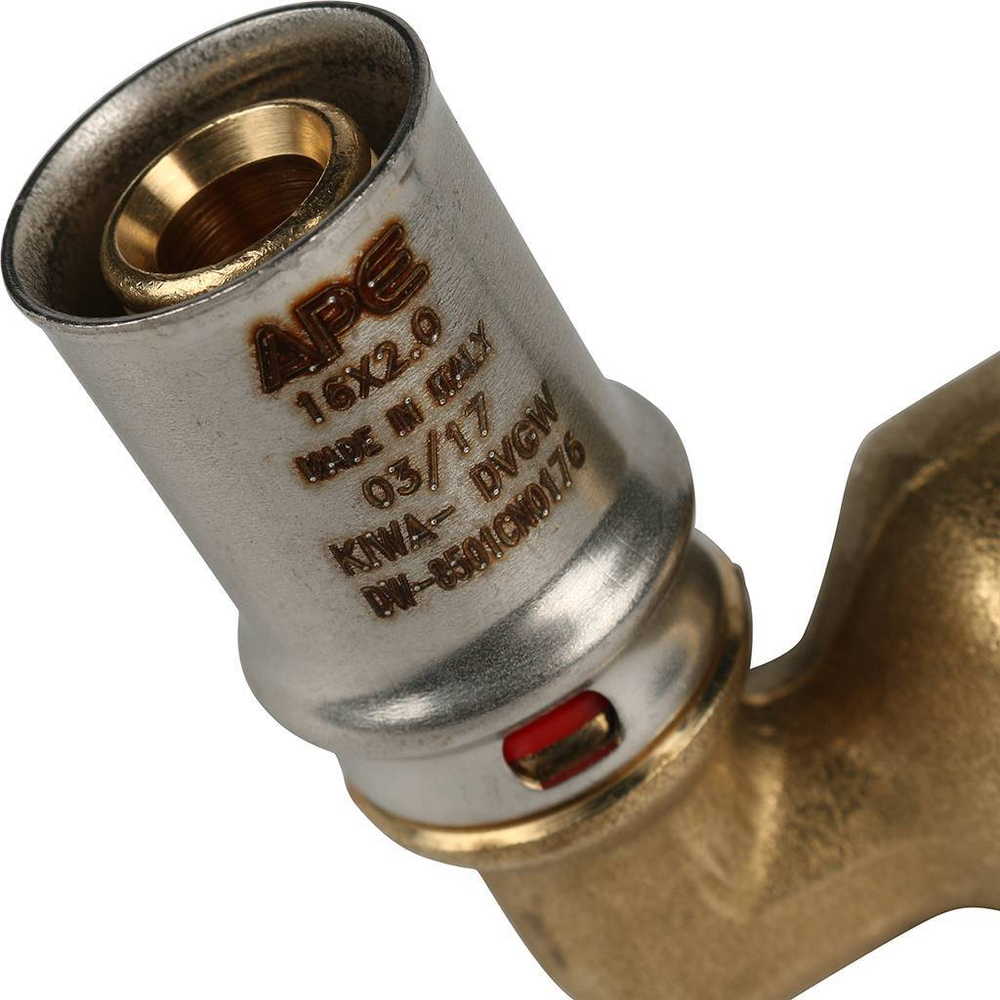 Угольник-переходник с внутренней резьбой    1/2"х16