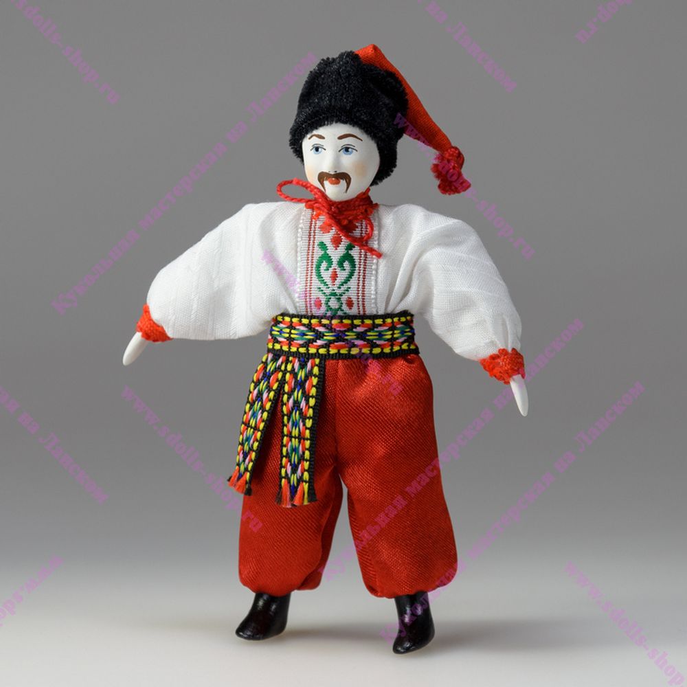 Ёлочная игрушка в южно-русском костюме