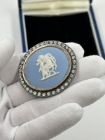 Брошь Wedgwood