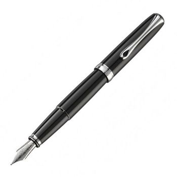 Перьевая ручка Diplomat Excellence A2 black lacquer с пером F (D40202023)