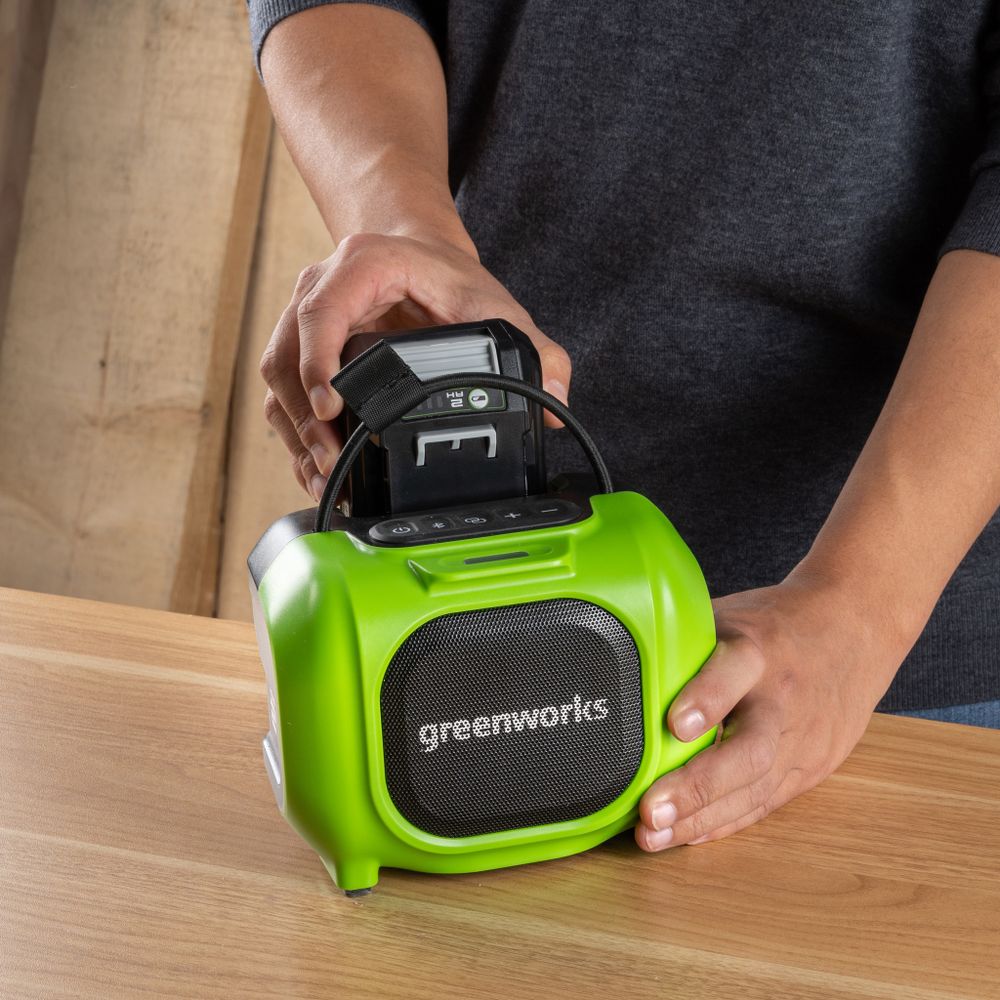 Беспроводная акустическая система аккумуляторная Greenworks GPT-MNBS Арт.3503107, 24V/220V, без АКБ и ЗУ