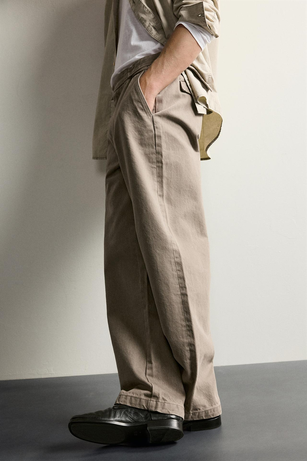 ZARA БРЮКИ ЧИНОС STRAIGHT FIT С ХЛЯСТИКАМИ, СВЕТЛЫЙ ХАКИ