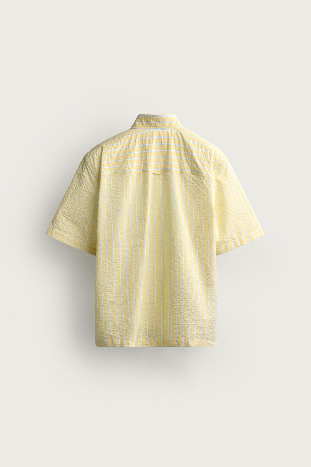 РУБАШКА В ПОЛОСКУ КЛАССИЧЕСКОГО КРОЯ — ZARA · 0975/401