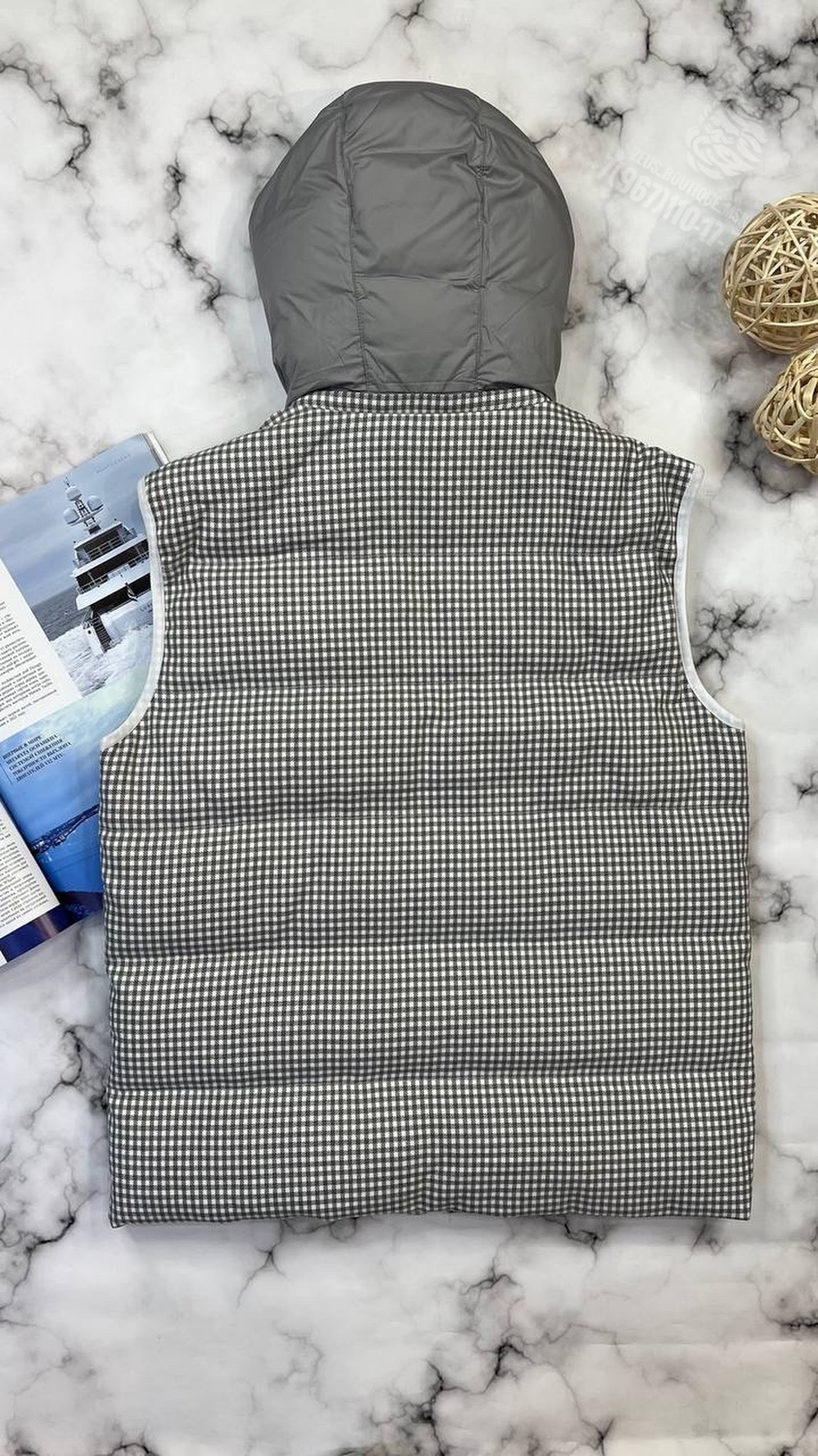 Пуховый жилет Kiton