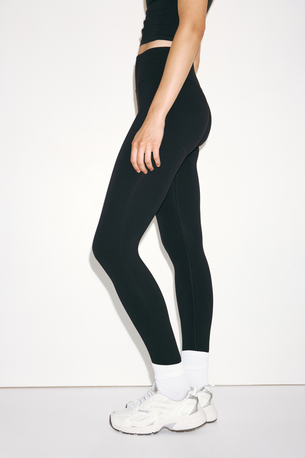 Спортивные леггинсы Seamless DryMove™ - H&M