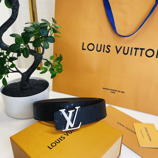 Louis Vuitton Кожаный двухсторонний ремень
