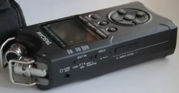 Tascam DR-40X