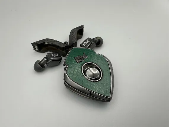 T10 Bespoke Edition Sea Snake