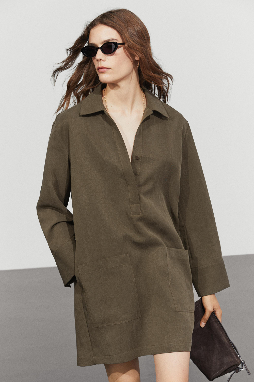 Massimo Dutti Короткое платье-рубашка с карманами, хаки