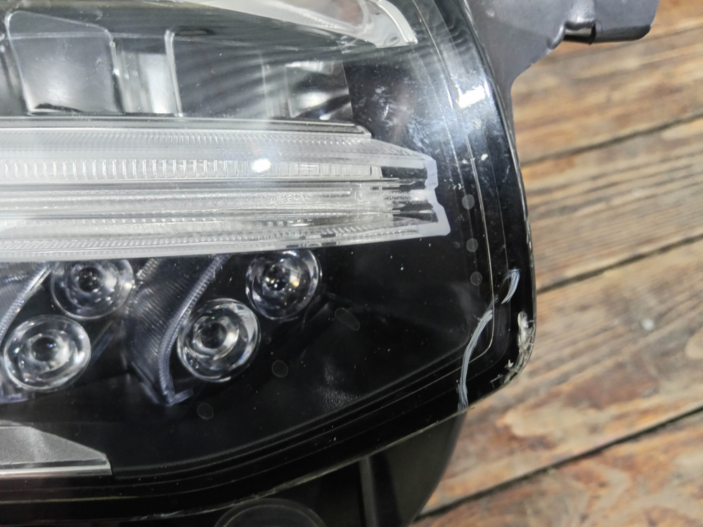 Фара правая LED Volvo XC90 2 19-нв Б/У Оригинал 31655775