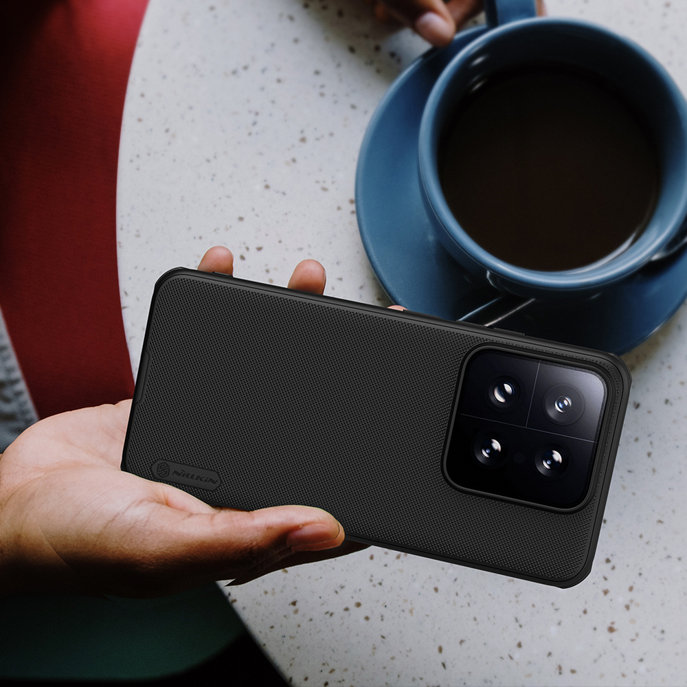 Усиленный двухкомпонентный чехол от Nillkin для смартфона Xiaomi 14, серия Super Frosted Shield Pro