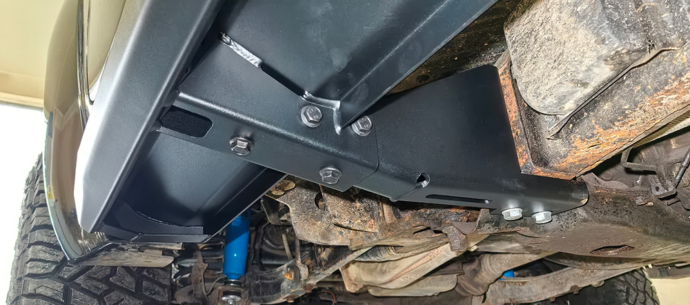 Пороги силовые Nissan Patrol Y61 2004+ (АКПП) РИФ