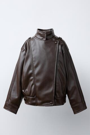 ZARA КУРТКА ИЗ ИСКУССТВЕННОЙ КОЖИ С ЗАПАХОМ, КОРИЧНЕВЫЙ
