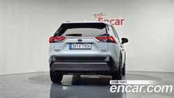 Toyota RAV4 2,5 4WD Hybrid LTD — 2024