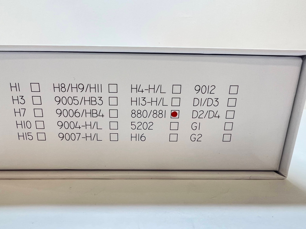 H27 (880) / Светодиодные (H27, 880/881) лампы 6000K, 120W, 12000lm, серия - V18 - SFIDA (2 шт. / комплект)