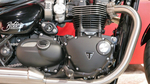 TRIUMPH BONNEVILLE BOBBER 2025