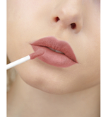 LuxVisage БЛЕСК для губ PIN-UP ULTRA MATT тон 18 (Сливочное Пралине) 5 мл