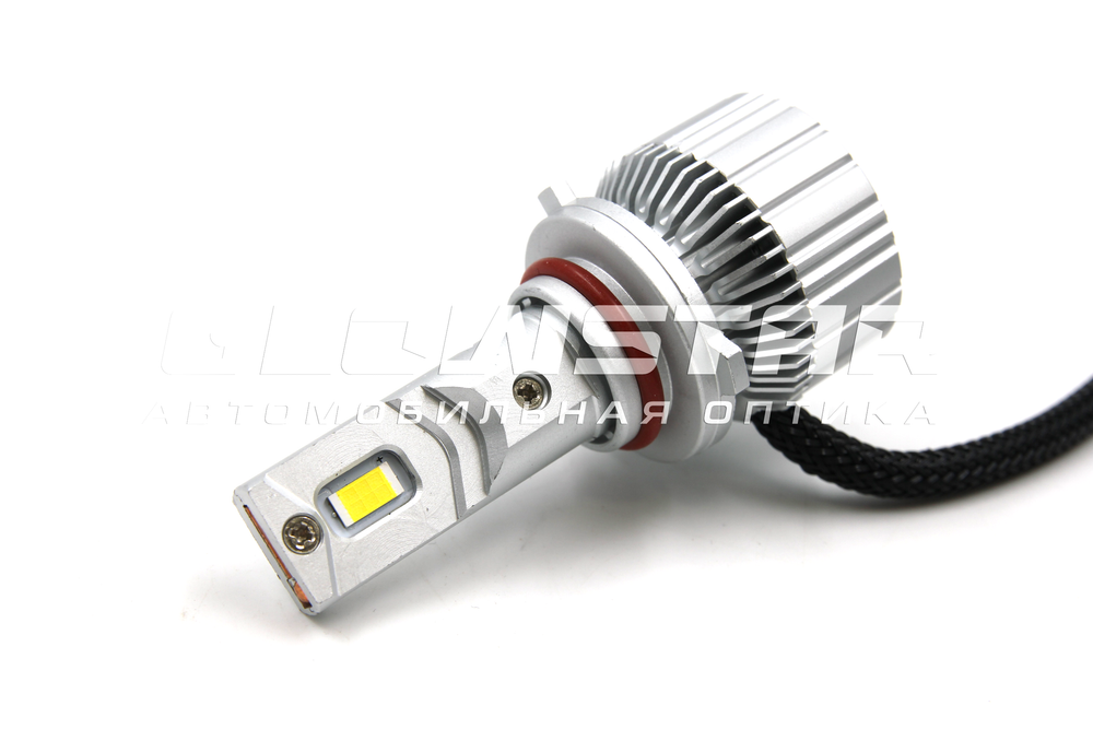 Светодиодные лампы HB4 (9006) Sariti T6 с вентилятором, 12V, 45W, 5500K (комплект, 2шт)