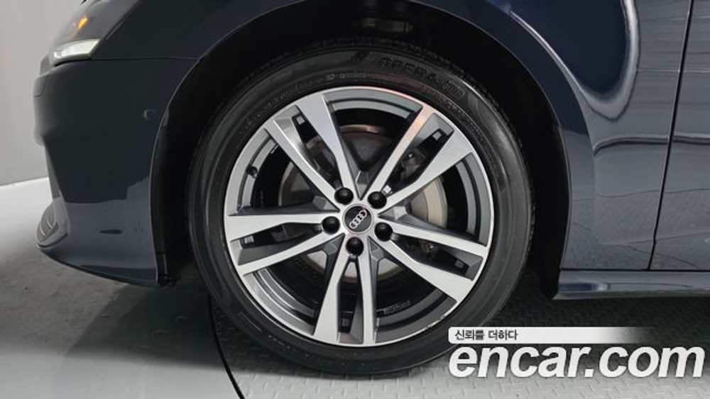Audi A6 45 TFSI Premium — 2023