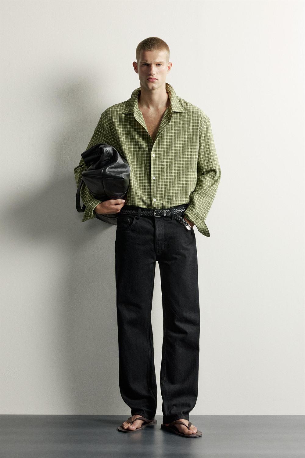 РУБАШКА СТРУЯЩЕГОСЯ ПОКРОЯ В КЛЕТКУ — ZARA