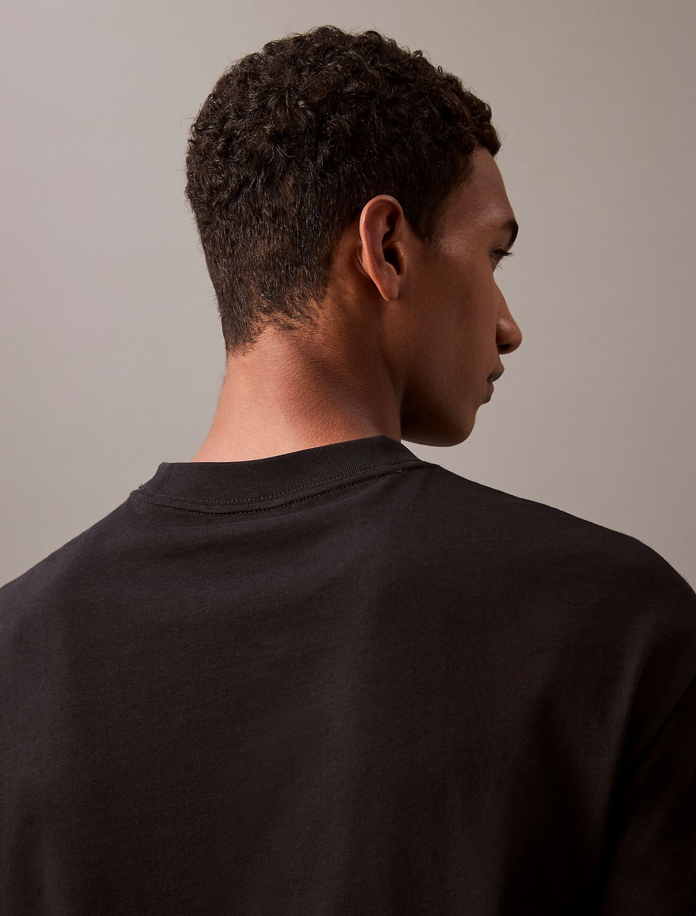 Футболка Calvin Klein Archive Logo Relaxed Black Beauty