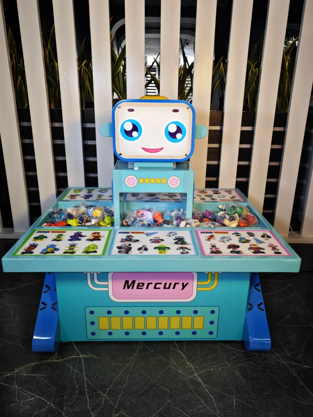 Стол с магнитным конструктором для детей «Меркурианец»