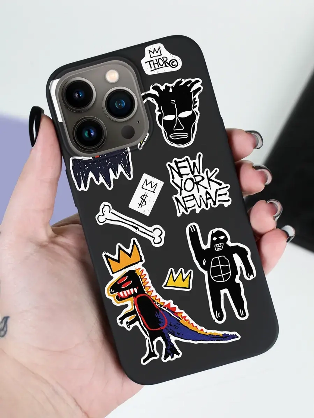 Чехол на iPhone 15 Pro с принтом