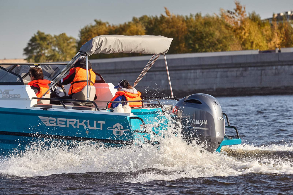 Алюминиевая лодка BERKUT Active DC