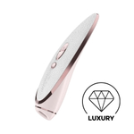 Вакуумно-волновой массажер на клитор Satisfyer Luxury Prêt-à-porter (белый)