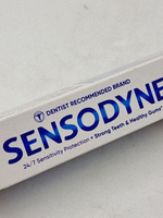 Зубная паста Sensodyne Cavity+Sensitivity для чувствительных зубов с фтором (1450 ppm), 75 мл