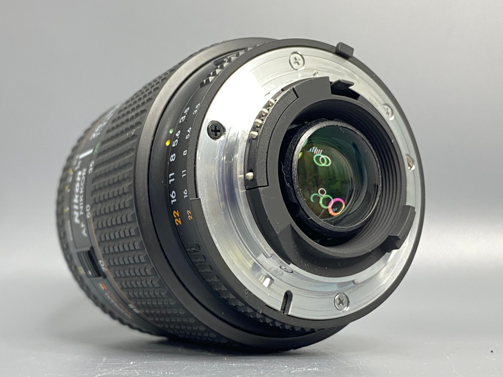 Nikon 28-105mm 3.5-4.5D AF Zoom-Nikkor