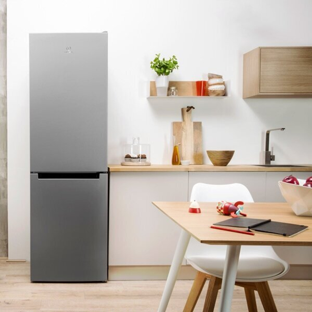 Indesit ITF 018 S