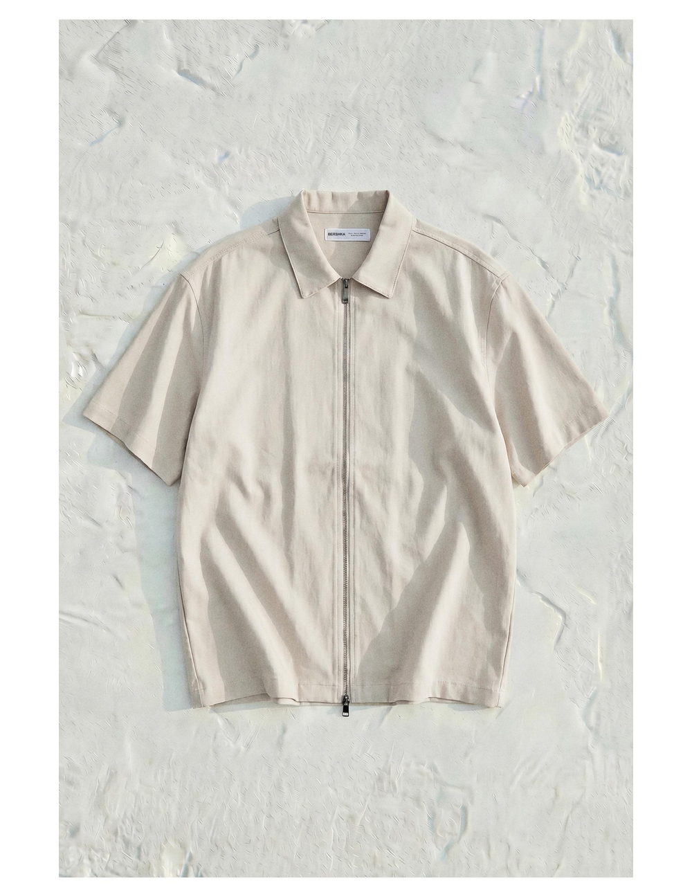 Мужская струящаяся рубашка boxy fit с коротким рукавом - BERSHKA