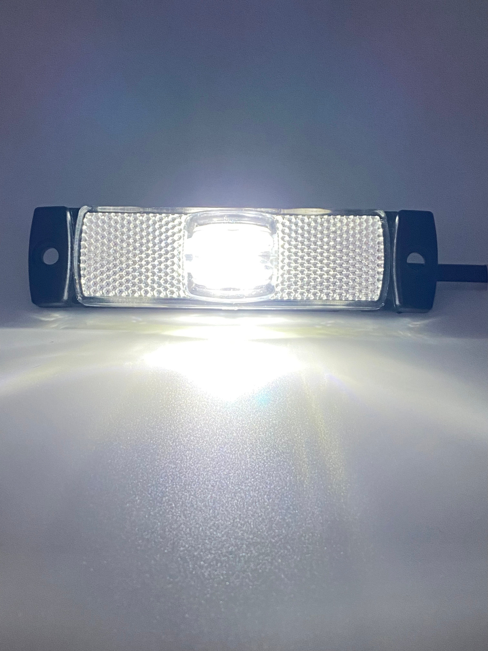 Фонарь FT-017 B LED