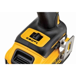 Аккумуляторная дрель-шуруповерт DeWALT DCF887P2