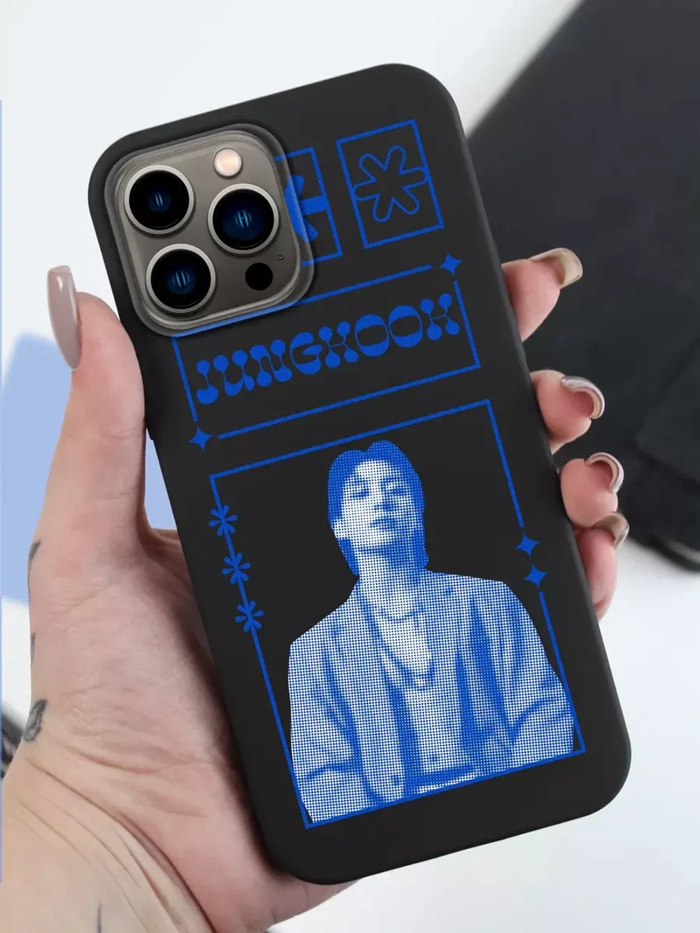 Чехол на iPhone 14 Pro Max с принтом