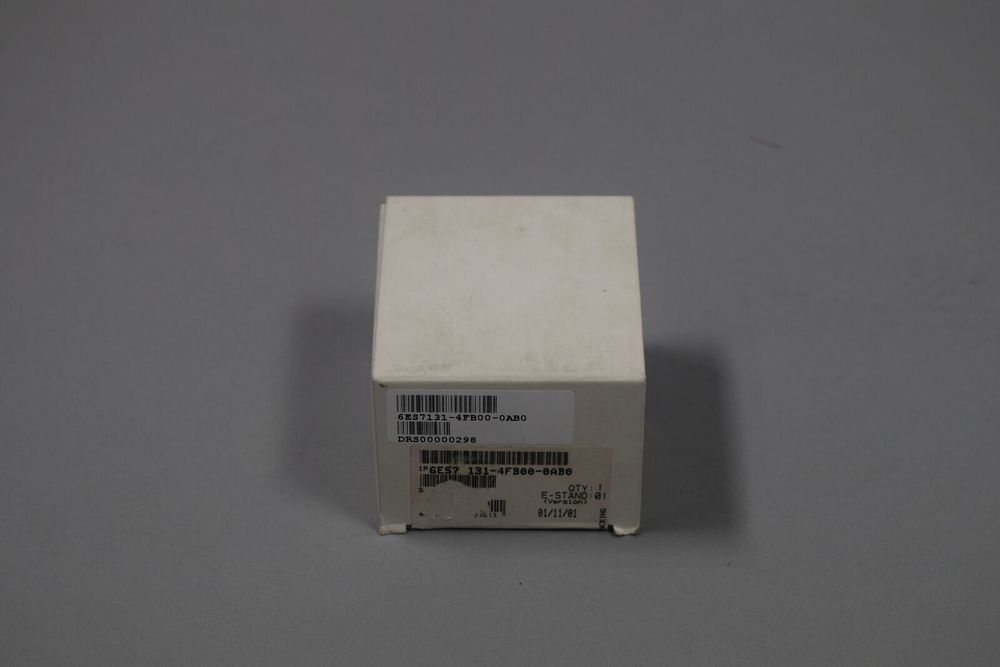 Новый SIEMENS 6ES7131-4FB00-0AB0 Новый SIEMENS 6ES7131-4FB00-0AB0